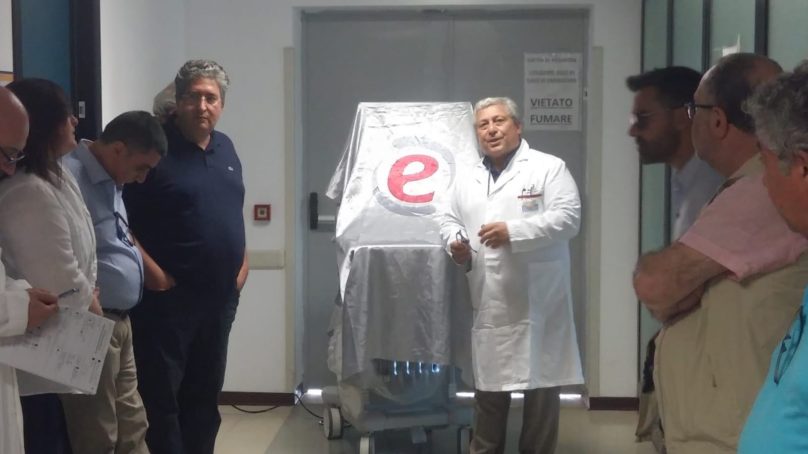 L’internista catanese Mauro Sapienza presenta il nuovo ecografo dell’Ospedale di Enna